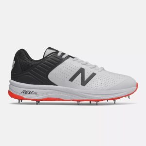 NEW BALANCE CK4030 MENS CRICKET SHOES
